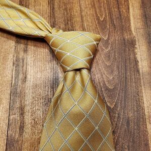 Nautica Yellow Diamond Pattern Men's Tie